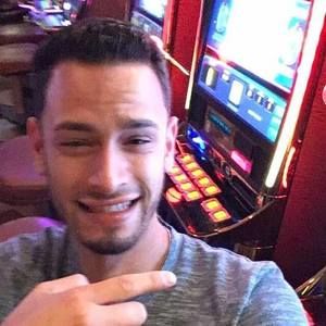 Meet your Posher, Xavier